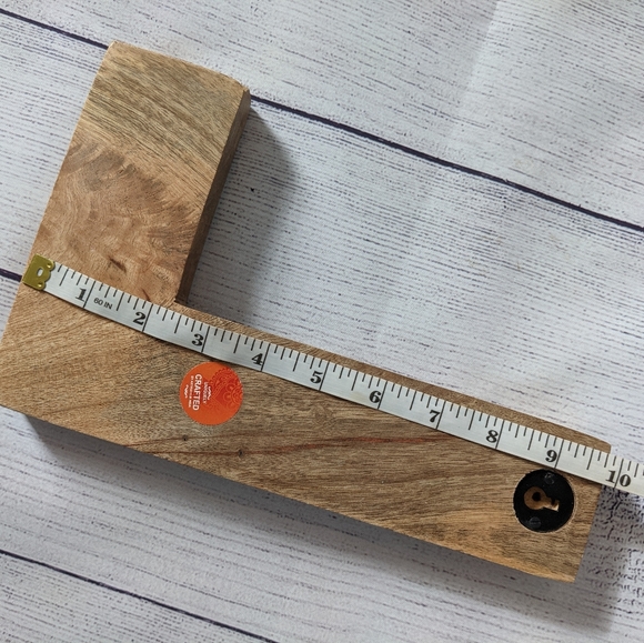 Letter "L" wall art - Picture 4 of 5